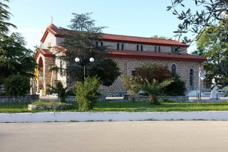 Saint-Nikolaos-Church-01